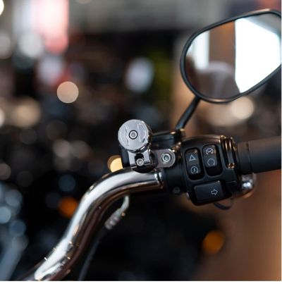 SP Connect Clutch Mount Pro Chrome