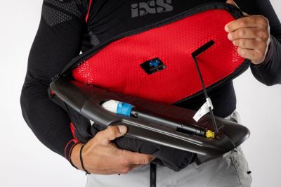 Жилетка с въздушна възглавница iXS IPRO 1.0